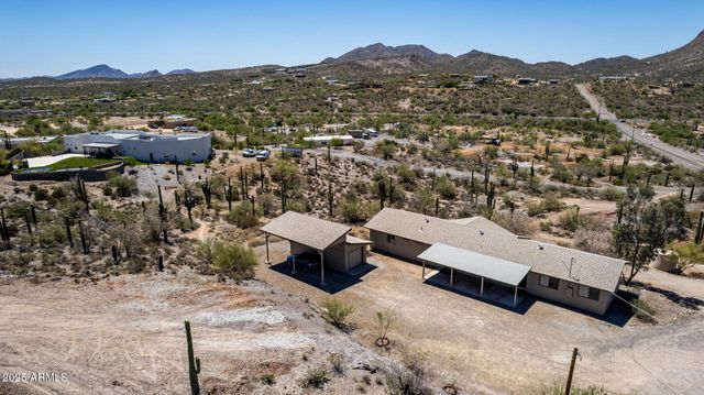 48451 N 27TH Avenue, New River, AZ 85087