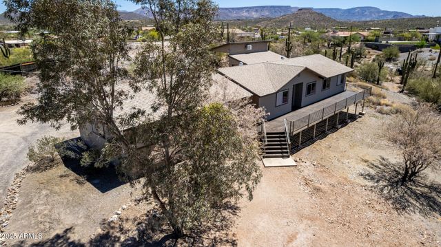 48451 N 27TH Avenue, New River, AZ 85087