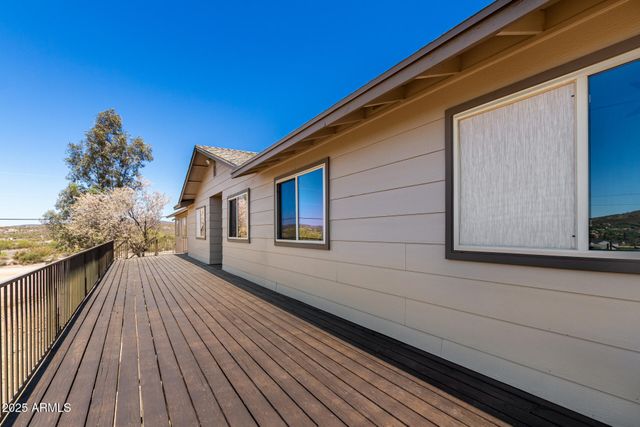 48451 N 27TH Avenue, New River, AZ 85087