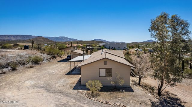 48451 N 27TH Avenue, New River, AZ 85087