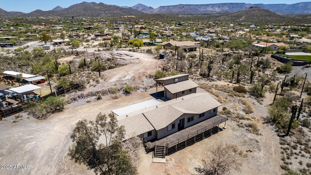 48451 N 27TH Avenue, New River, AZ 85087