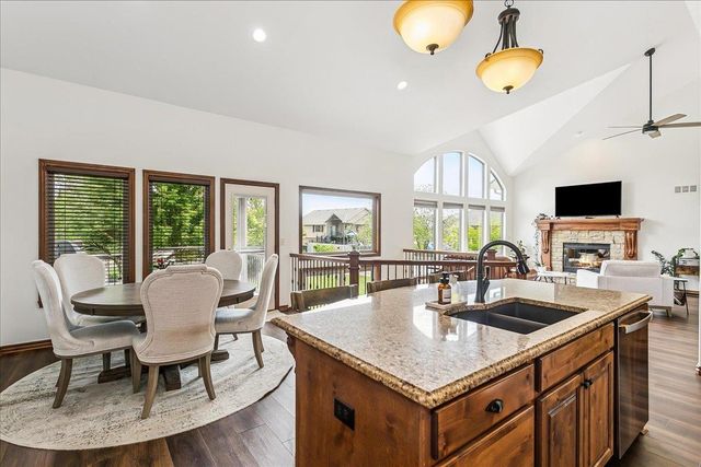 1315 S City View Cir, Wichita, KS 67235