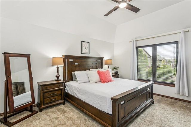 1315 S City View Cir, Wichita, KS 67235