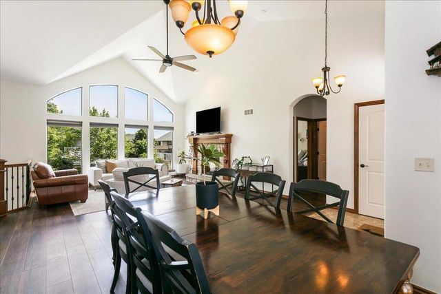 1315 S City View Cir, Wichita, KS 67235