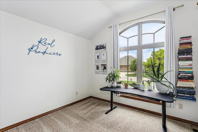 1315 S City View Cir, Wichita, KS 67235