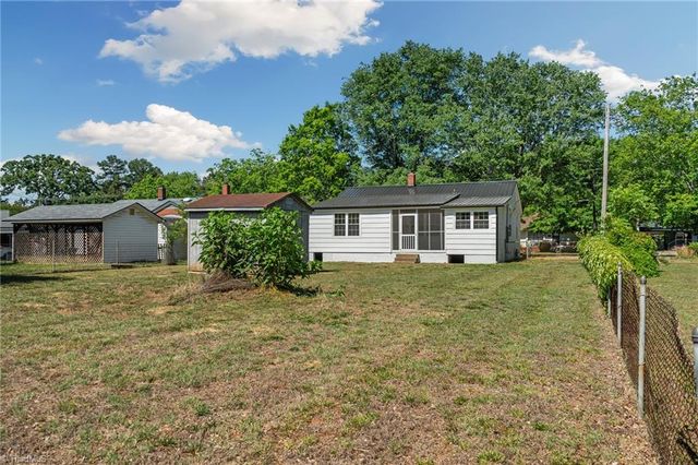 309 Hillside Drive, Lexington, NC 27295