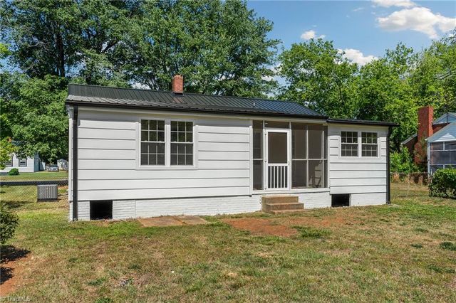 309 Hillside Drive, Lexington, NC 27295