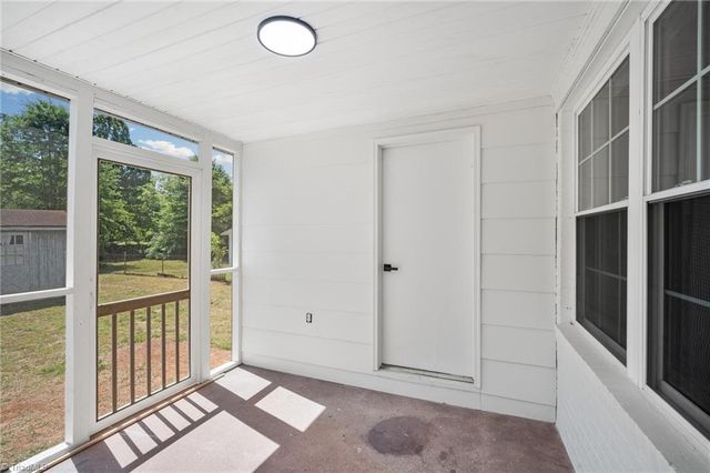 309 Hillside Drive, Lexington, NC 27295