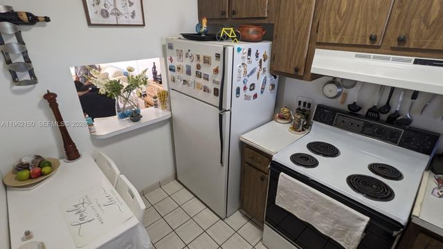 8000 N Sunrise Lakes Drive 309, Sunrise, FL 33322