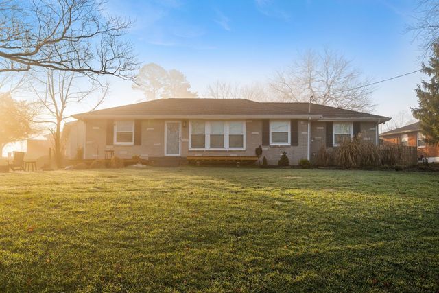 1934 Pinehurst Dr, Nashville, TN 37216