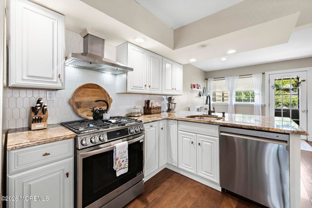 38 Leonard Avenue, Atlantic Highlands, NJ 07716