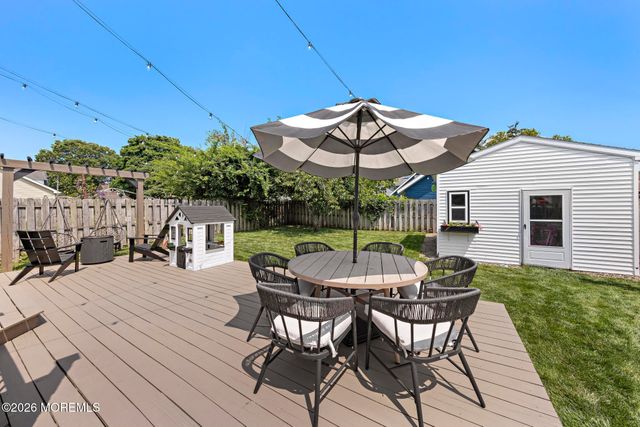 38 Leonard Avenue, Atlantic Highlands, NJ 07716
