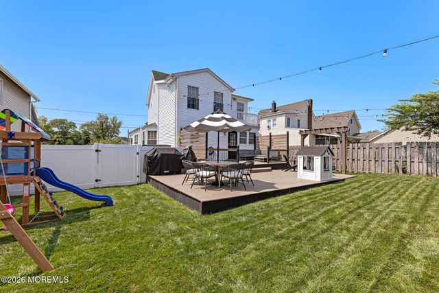 38 Leonard Avenue, Atlantic Highlands, NJ 07716