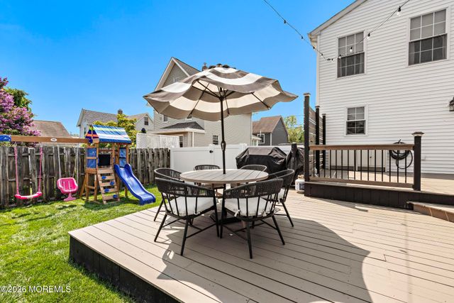 38 Leonard Avenue, Atlantic Highlands, NJ 07716