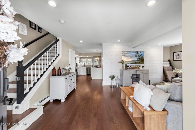 38 Leonard Avenue, Atlantic Highlands, NJ 07716