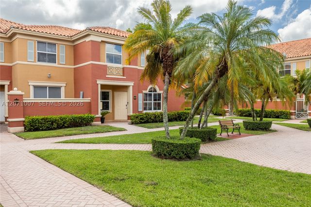 6142 NW 115th Pl 324, Doral, FL 33178