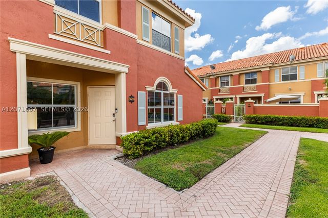 6142 NW 115th Pl 324, Doral, FL 33178