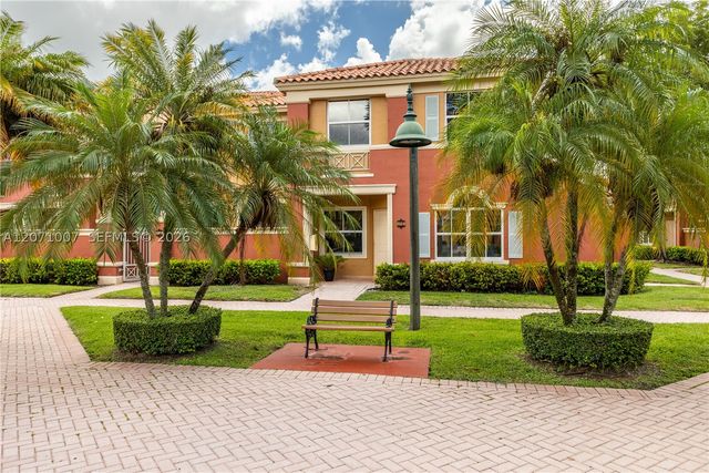 6142 NW 115th Pl 324, Doral, FL 33178