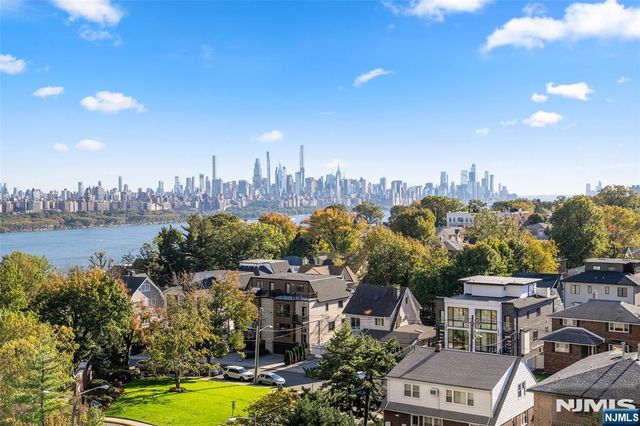 200 Winston Drive 718, Cliffside Park, NJ 07010