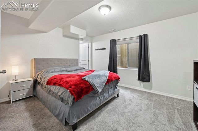 7055 Jagged Rock Circle, Colorado Springs, CO 80927