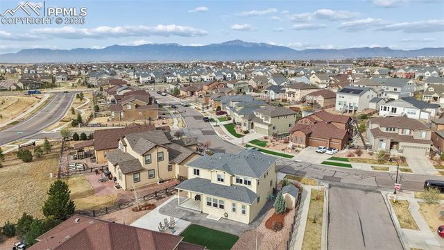 7055 Jagged Rock Circle, Colorado Springs, CO 80927