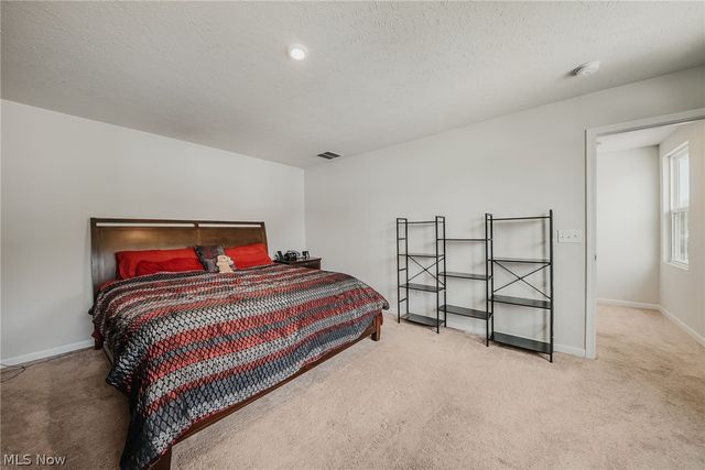 136 Wildflower Drive, Elyria, OH 44035