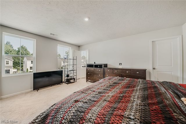 136 Wildflower Drive, Elyria, OH 44035