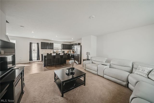136 Wildflower Drive, Elyria, OH 44035