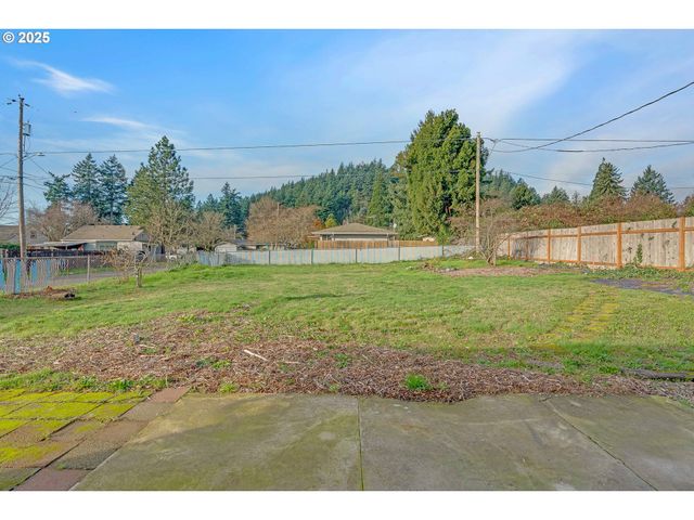 3063 Se 112TH Ave, Portland, OR 97266