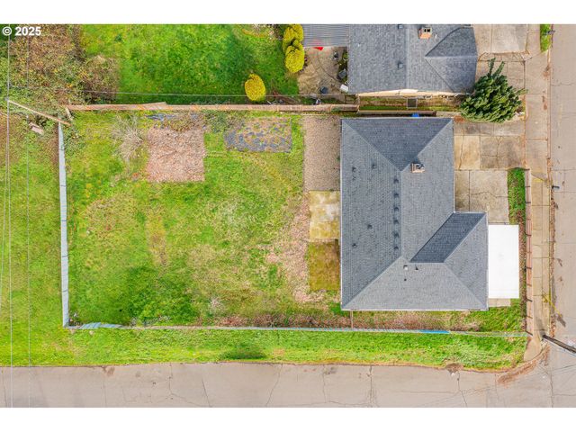 3063 Se 112TH Ave, Portland, OR 97266