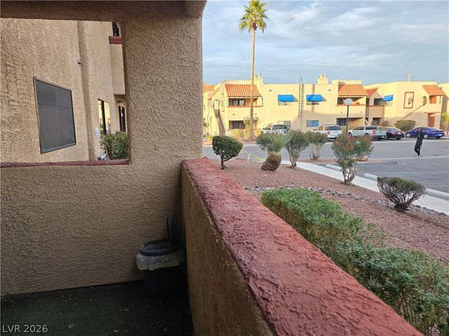 4211 Sanderling Circle 286, Las Vegas, NV 89103