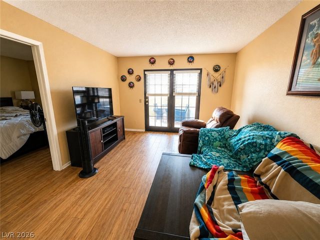 4211 Sanderling Circle 286, Las Vegas, NV 89103