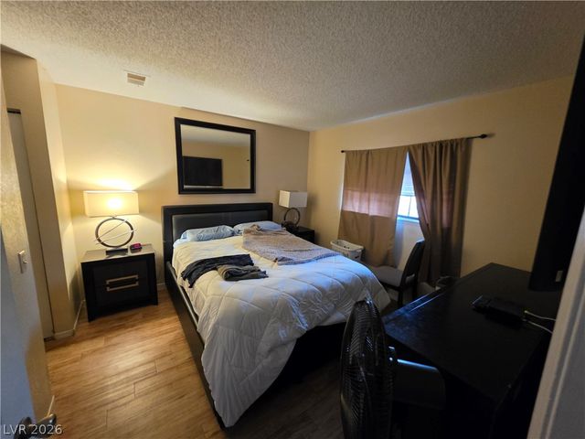 4211 Sanderling Circle 286, Las Vegas, NV 89103