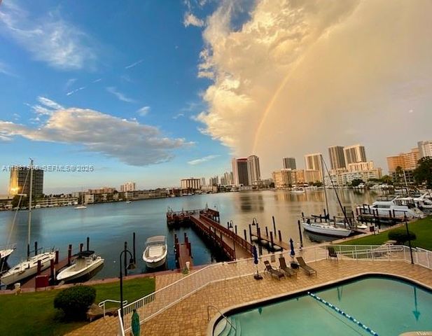 400 Golden Isles Dr 43, Hallandale Beach, FL 33009