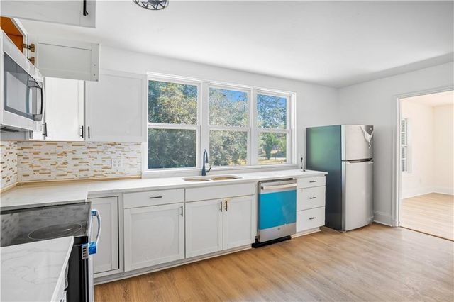 1001 Jefferson Avenue, Atlanta, GA 30344