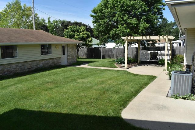 814 Ash Street, Osage, IA 50461