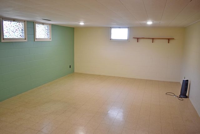 814 Ash Street, Osage, IA 50461