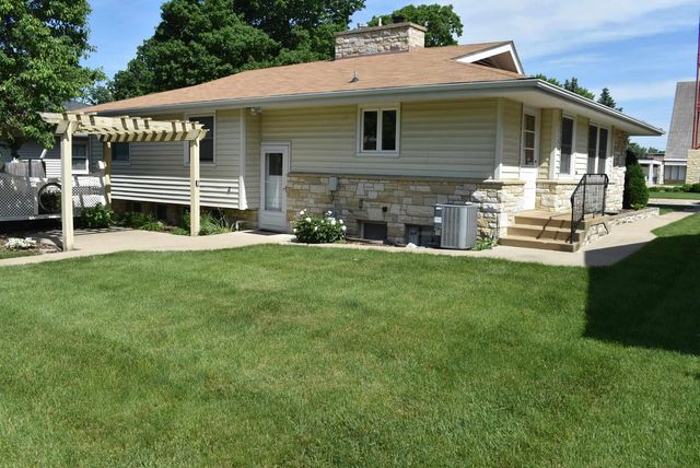 814 Ash Street, Osage, IA 50461