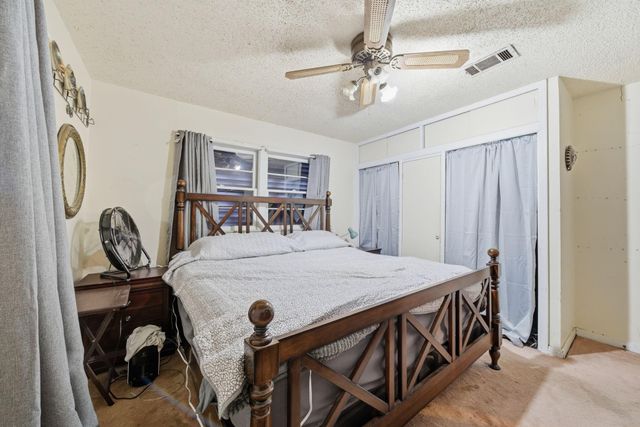 402 Bluebonnet Drive, La Marque, TX 77568