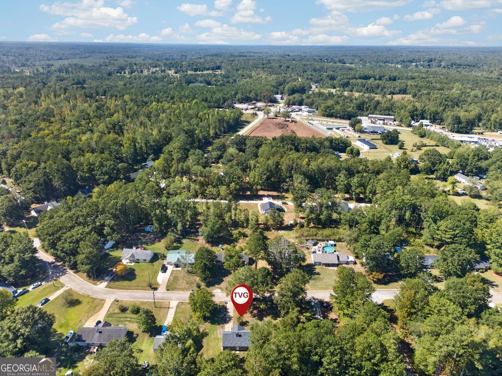 112 Starlake Drive, Jackson, GA 30233 — photo 4