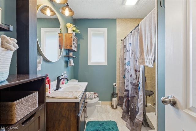 2380 Igleheart Road, Akron, OH 44312