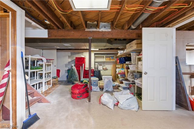 2380 Igleheart Road, Akron, OH 44312