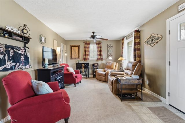 2380 Igleheart Road, Akron, OH 44312