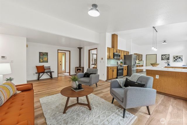 23939 SE 186th Street, Maple Valley, WA 98038