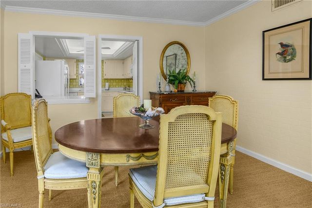 2701 Gulf Shore BLVD N 5, Naples, FL 34103