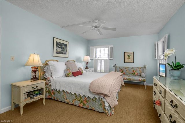 2701 Gulf Shore BLVD N 5, Naples, FL 34103