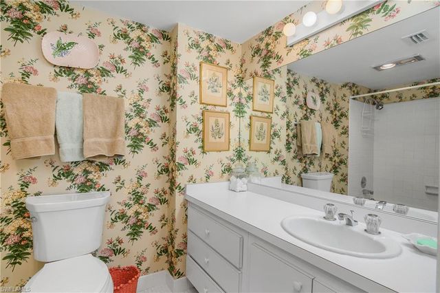 2701 Gulf Shore BLVD N 5, Naples, FL 34103