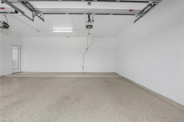 2701 Gulf Shore BLVD N 5, Naples, FL 34103