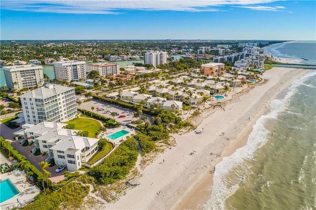 2701 Gulf Shore BLVD N 5, Naples, FL 34103