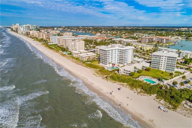 2701 Gulf Shore BLVD N 5, Naples, FL 34103